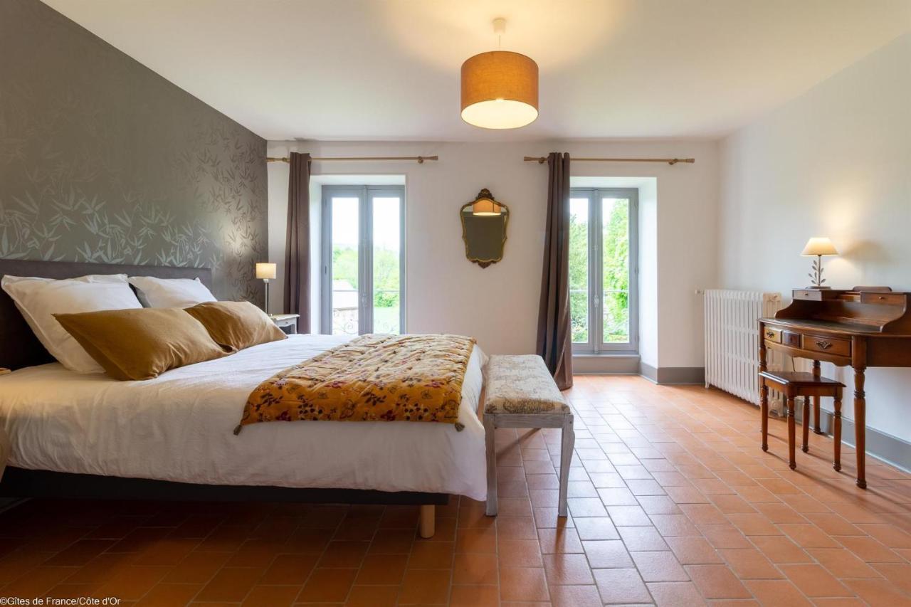 Chez Sophie Et Benoit Bed & Breakfast La Bussière-sur-Ouche Eksteriør bilde