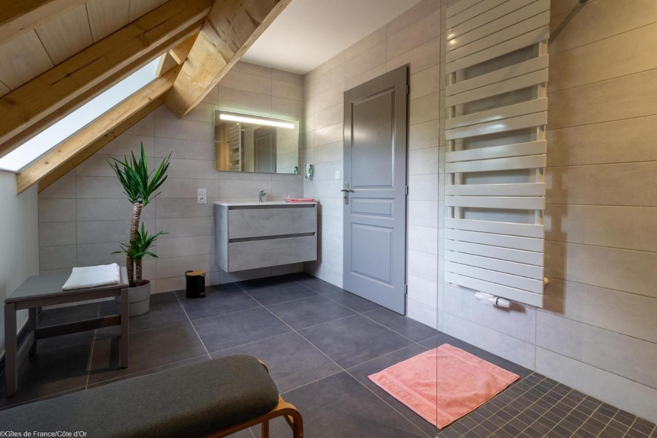 Chez Sophie Et Benoit Bed & Breakfast La Bussière-sur-Ouche Eksteriør bilde
