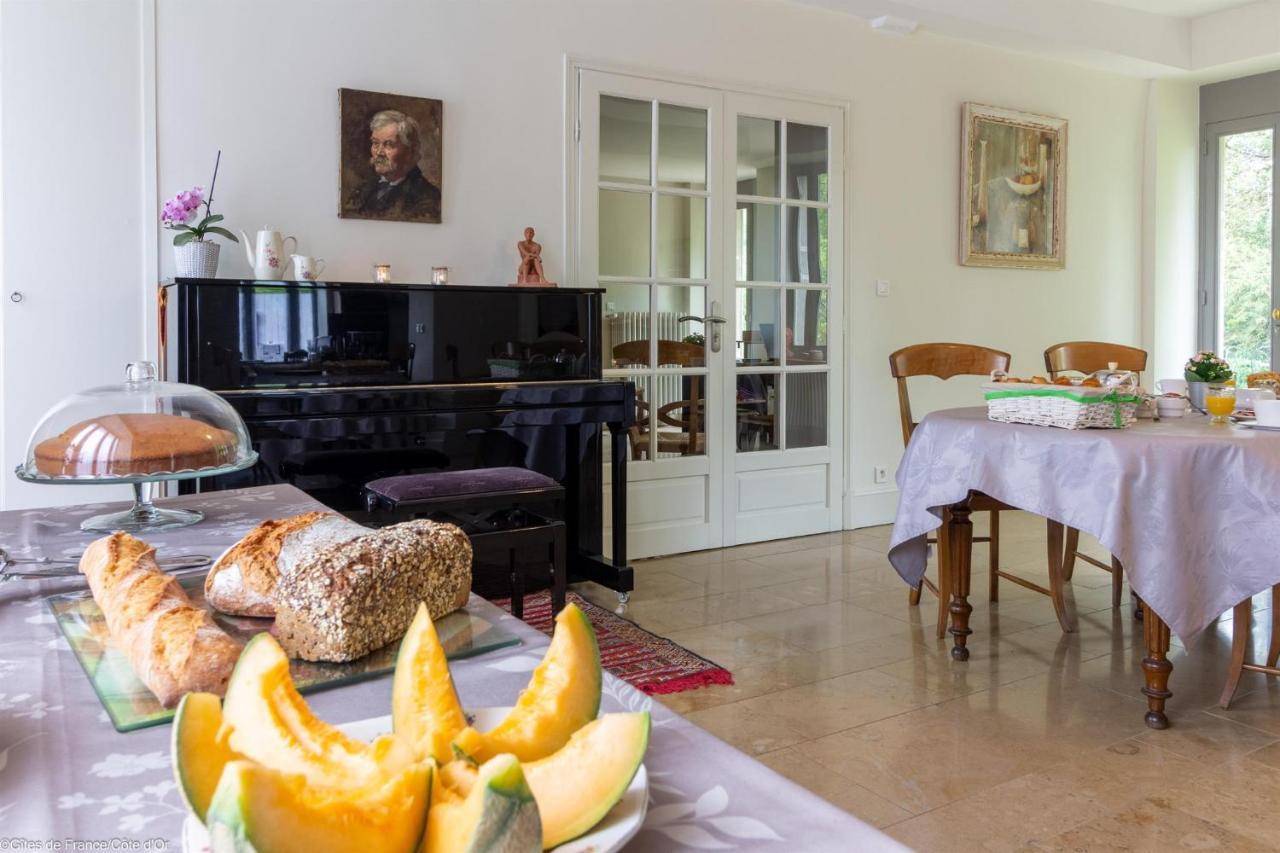 Chez Sophie Et Benoit Bed & Breakfast La Bussière-sur-Ouche Eksteriør bilde